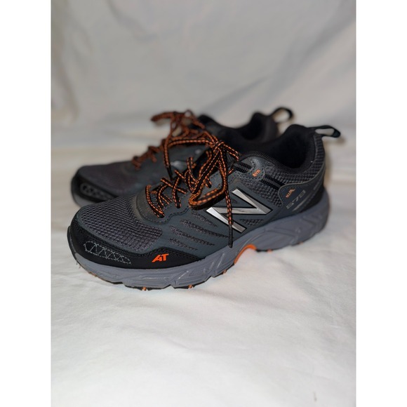New Balance 573 v3 Mens Sneakers 8.5 D Gray Black Athletic‎ Trail Running Shoes